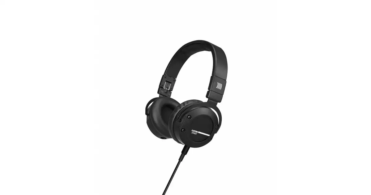 ヘッドホン beyerdynamic custom street headphone Amazon.co.jp: beyerdynamic Custom Street Headphones, Black by