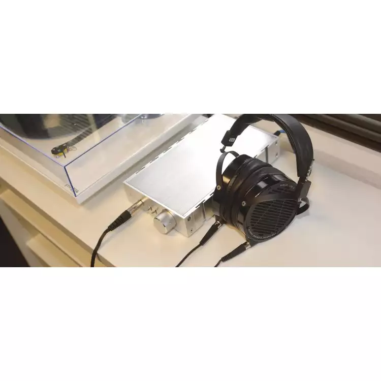 Audeze Deckard audiofilski wzmacniacz słuchawkowy