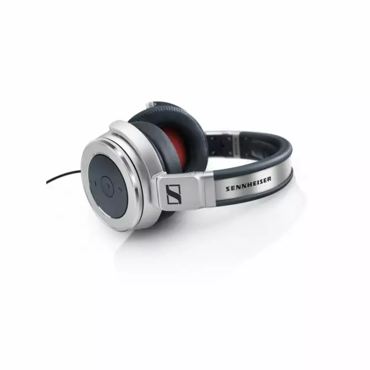 【廃盤】SENNHEISER ゼンハイザー HD630VB Sennheiser HD630VB Review - Major HiFi